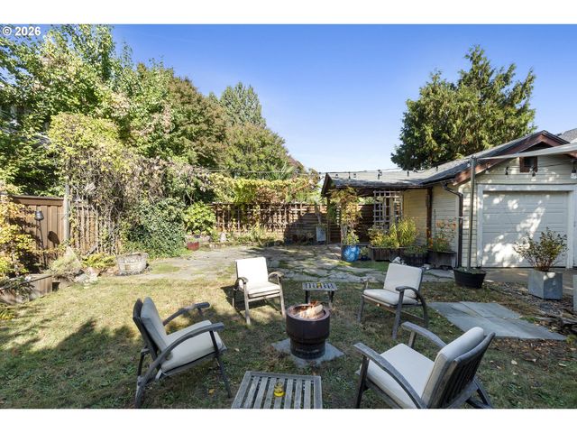 3235 Se 52ND Ave, Portland, OR 97206