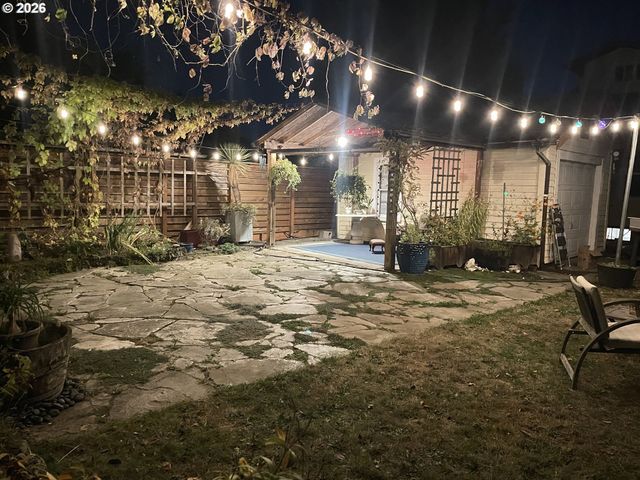 3235 Se 52ND Ave, Portland, OR 97206