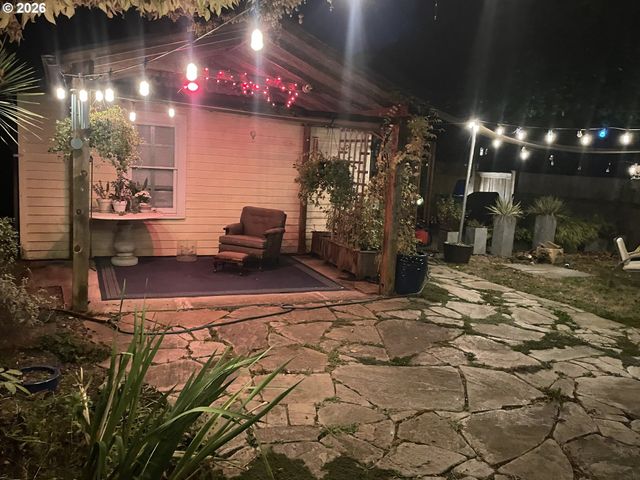3235 Se 52ND Ave, Portland, OR 97206
