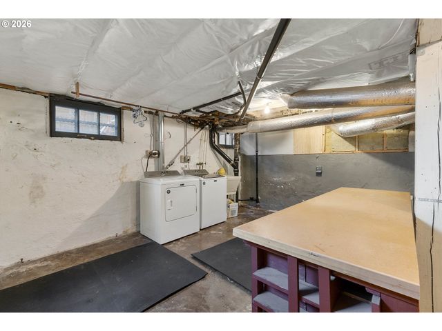 3235 Se 52ND Ave, Portland, OR 97206
