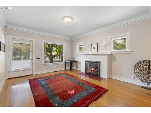 3235 Se 52ND Ave, Portland, OR 97206