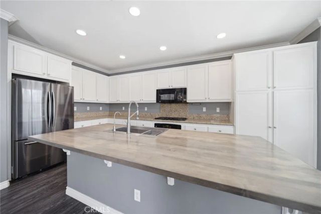 16047 Begonia, Chino, CA 91708
