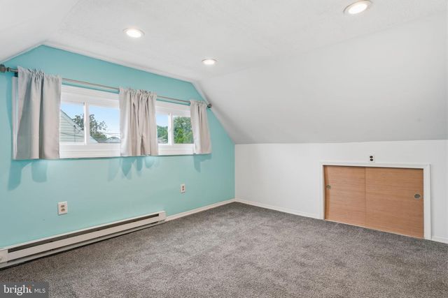 34 RIDGE LN, Levittown, PA 19055