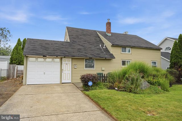 34 RIDGE LN, Levittown, PA 19055