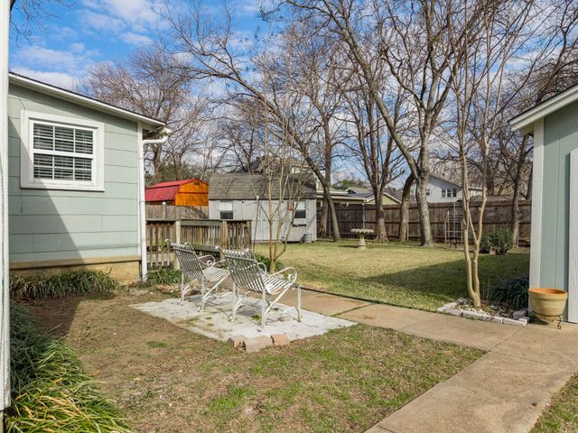 106 N Corporation Street, Hillsboro, TX 76645