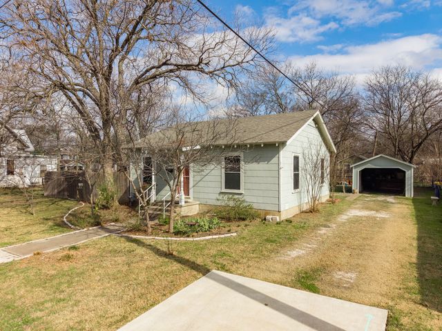 106 N Corporation Street, Hillsboro, TX 76645