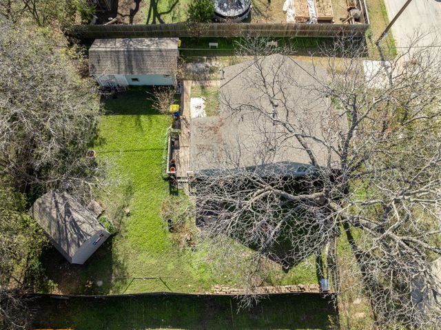 106 N Corporation Street, Hillsboro, TX 76645