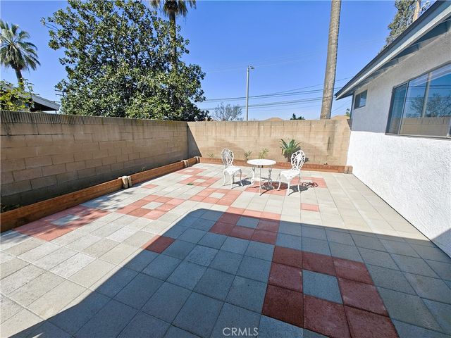 448 E Walnut Avenue, Glendora, CA 91741