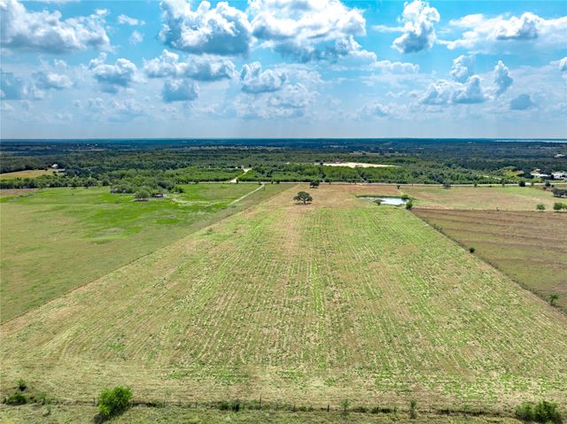 2179 E Highway 237, Round Top, TX 78954