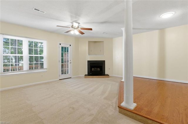 906 Allendale DR, Hampton, VA 23669