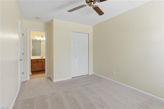 906 Allendale DR, Hampton, VA 23669