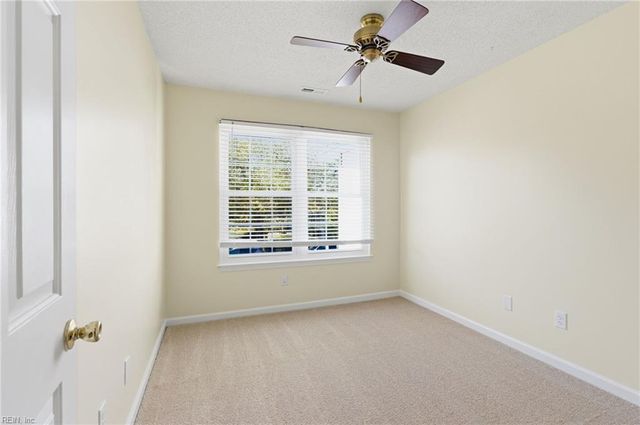 906 Allendale DR, Hampton, VA 23669