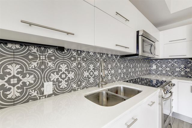 603 Davis ST 1205, Austin, TX 78701