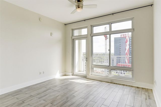 603 Davis ST 1205, Austin, TX 78701