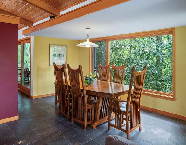 6 Robb Farm Road, North Oaks, MN 55127
