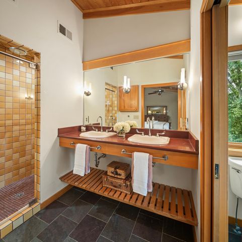 6 Robb Farm Road, North Oaks, MN 55127