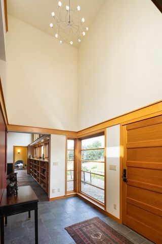 6 Robb Farm Road, North Oaks, MN 55127