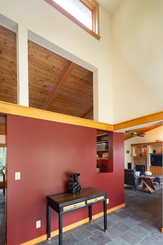 6 Robb Farm Road, North Oaks, MN 55127