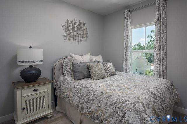 519 Old Lime Pl, Sandston, VA 23150