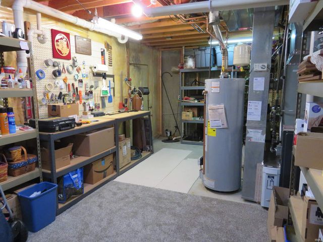 1362 Pebble Court, Goshen, IN 46528