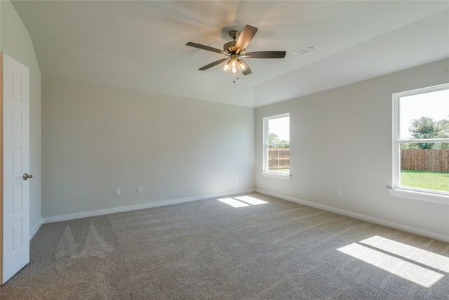 605 Finlee Way, Tioga, TX 76271