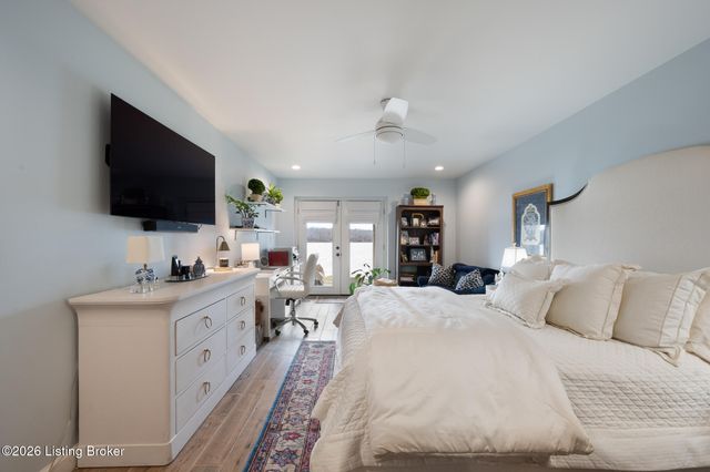 3028 Belknap Beach Rd, Prospect, KY 40059