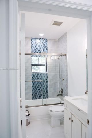 2948 Hidden Harbour Ct, Dania Beach, FL 33312