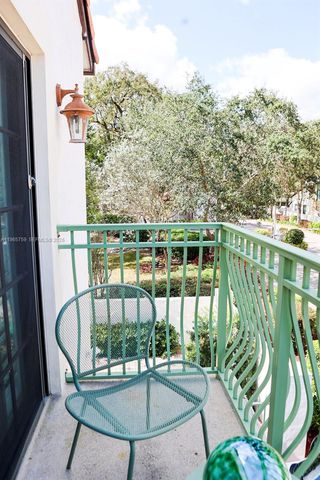 2948 Hidden Harbour Ct, Dania Beach, FL 33312