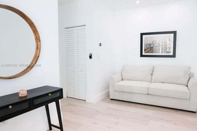 2948 Hidden Harbour Ct, Dania Beach, FL 33312