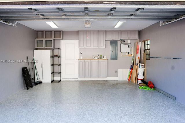 2948 Hidden Harbour Ct, Dania Beach, FL 33312