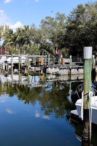 2948 Hidden Harbour Ct, Dania Beach, FL 33312