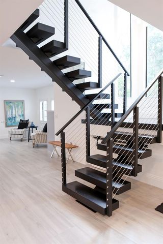 2948 Hidden Harbour Ct, Dania Beach, FL 33312