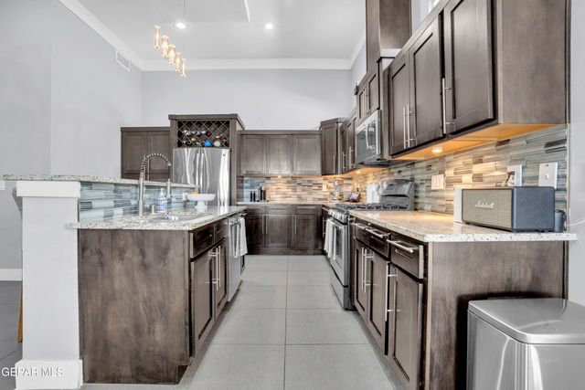 14545 HUNTERS GROVE Avenue, El Paso, TX 79938