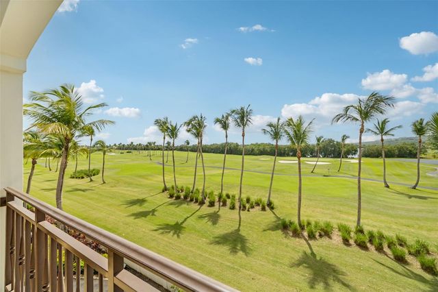 400 COCO BEACH BOULEVARD G-301, Rio Grande, PR 00745