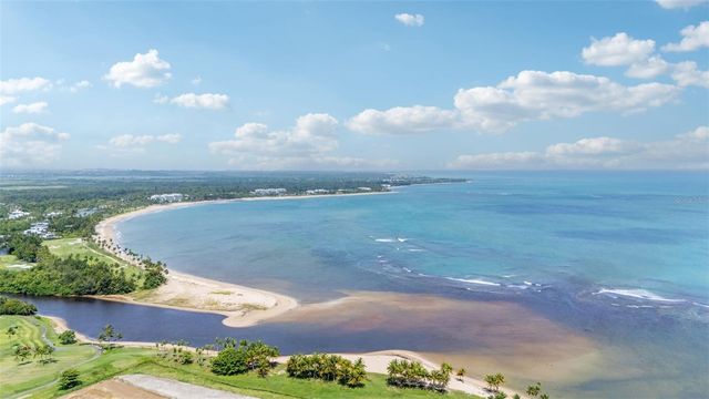 400 COCO BEACH BOULEVARD G-301, Rio Grande, PR 00745