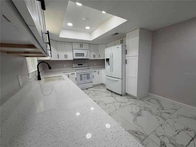 1440 WALKER ROAD, Lakeland, FL 33810