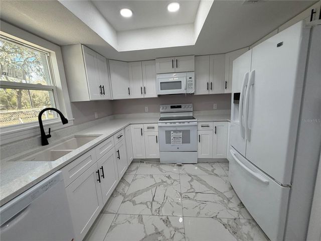 1440 WALKER ROAD, Lakeland, FL 33810