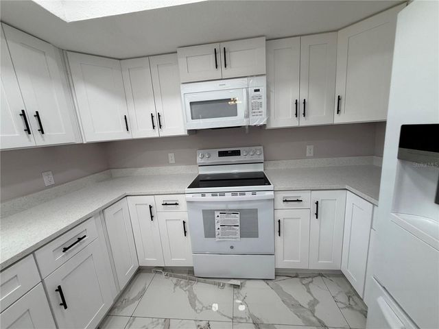 1440 WALKER ROAD, Lakeland, FL 33810