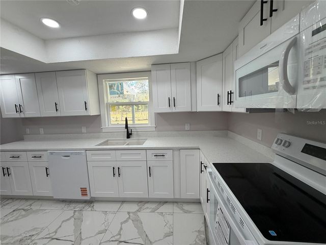 1440 WALKER ROAD, Lakeland, FL 33810