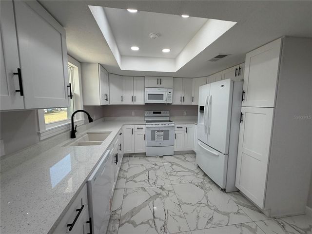 1440 WALKER ROAD, Lakeland, FL 33810