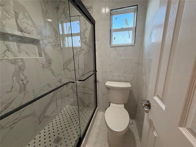 1440 WALKER ROAD, Lakeland, FL 33810