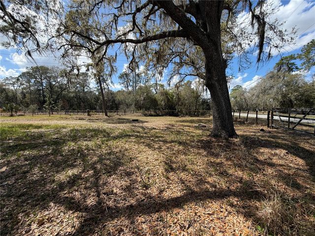 1440 WALKER ROAD, Lakeland, FL 33810