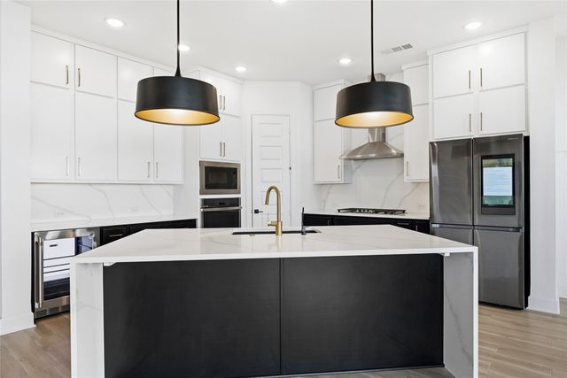 700 Red Fork Drive, Lewisville, TX 75056