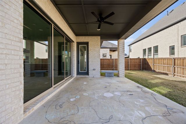 700 Red Fork Drive, Lewisville, TX 75056
