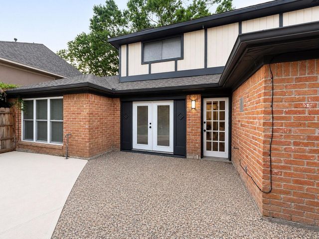 15203 La Mancha Drive, Houston, TX 77083