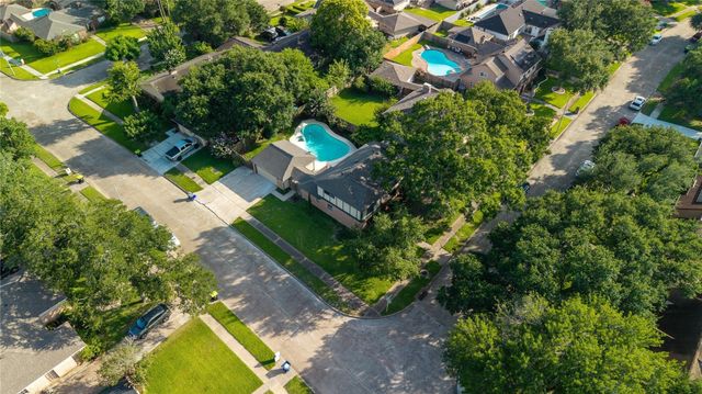 15203 La Mancha Drive, Houston, TX 77083