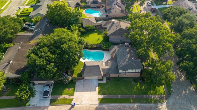 15203 La Mancha Drive, Houston, TX 77083