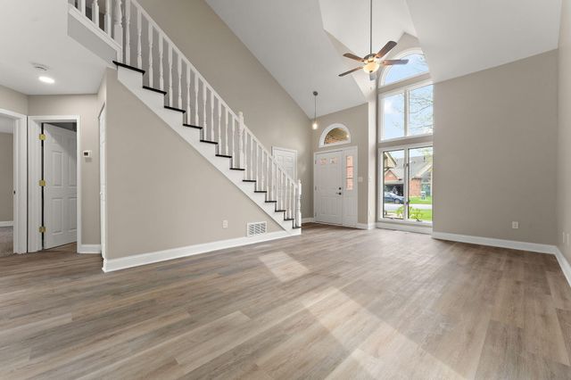 1538 Lake Street, Hobart, IN 46342