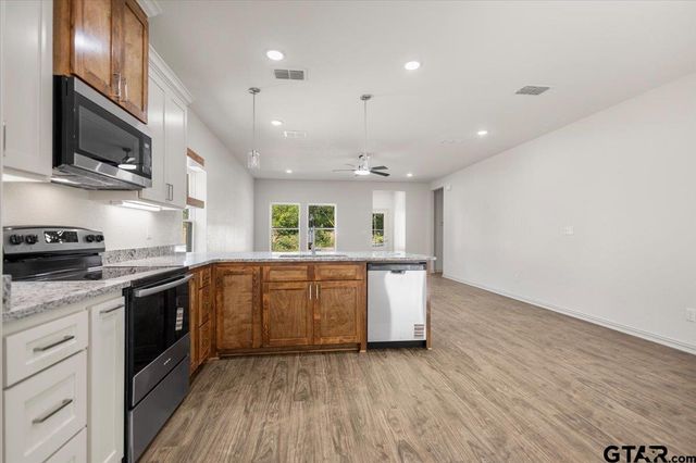 817 Boyd Ave, Tyler, TX 75701