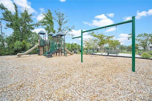 122 Palmer Place, Richmond Hill, GA 31324